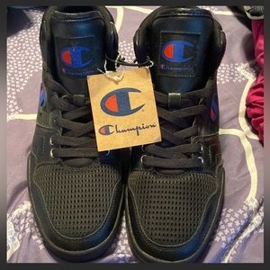 New champion sneakers size 10
